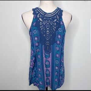 AKEMI & KIN ANTHROPOLOGIE Crochet-back. NWT   xs